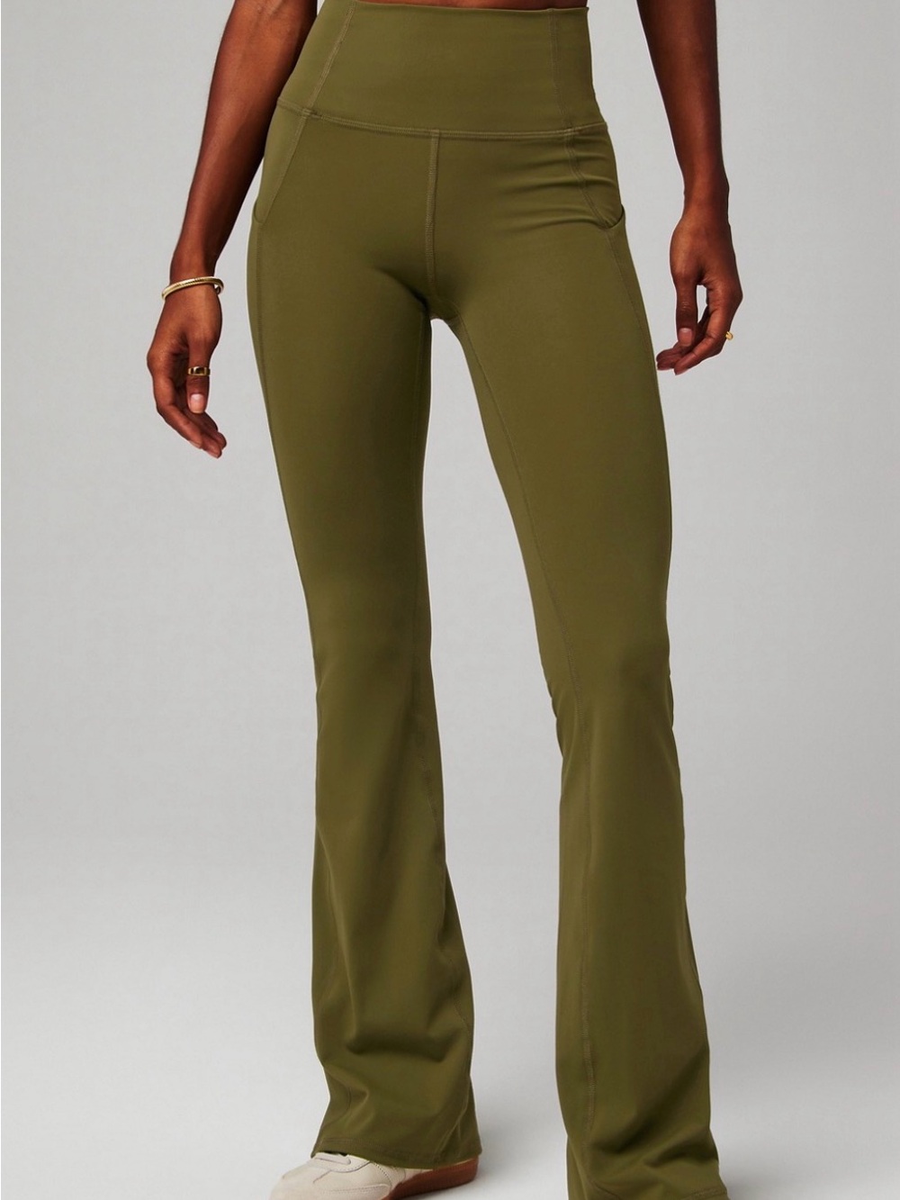 NWT Fabletics Oasis PureLuxe High-Waisted Pocketed Kick Flare Large
